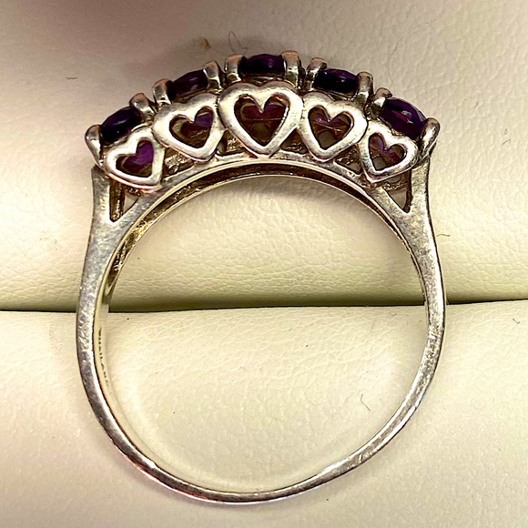 CNA Amethyst Heart Setting Sterling Silver Ring - Picture 2 of 4